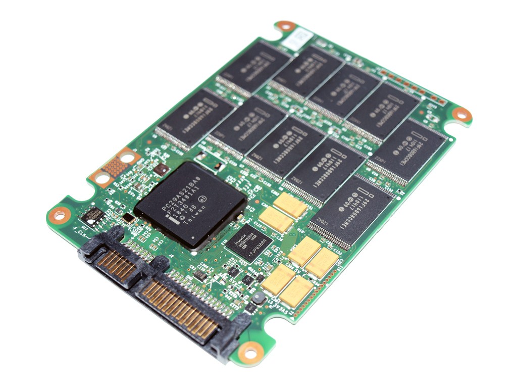 Чип памяти ssd. Intel SSD 320 Series 300gb. Чипы памяти SSD. Intel SSD 320 Series 120gb 2.5 SATA. RMC чип ссд.